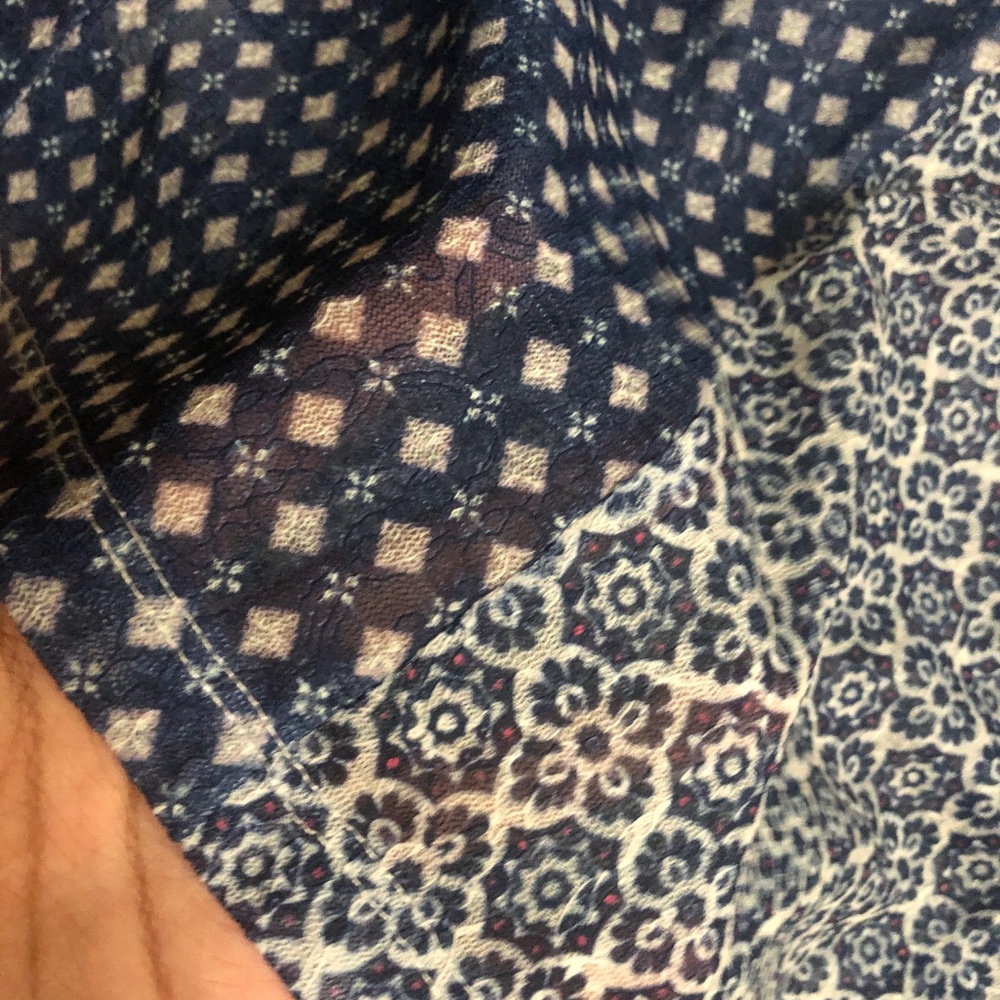 Cute Boho Ransom Lace Top!! - Picture 3 of 5